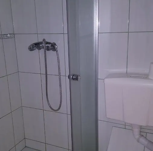 Orchidea - - 24h Kro Lipsko